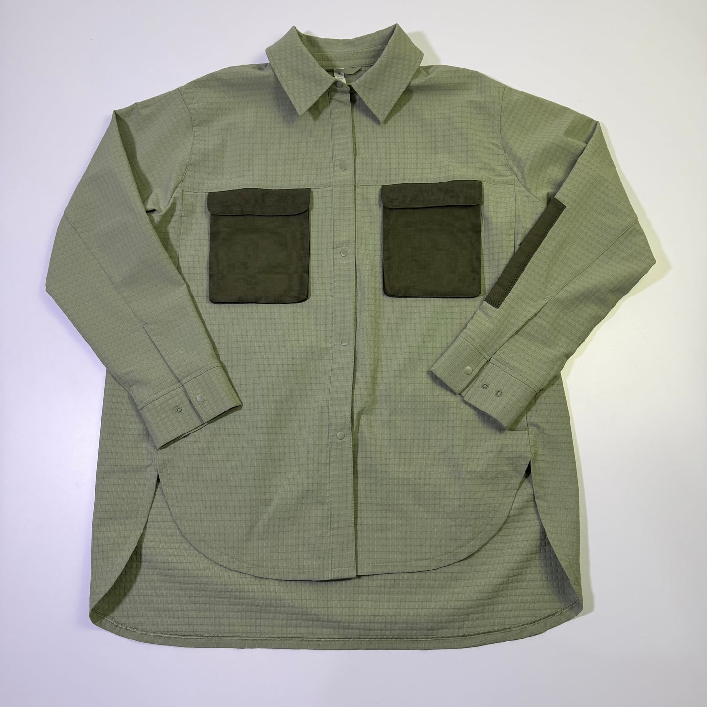 Camisa Lululemon verde (XL)