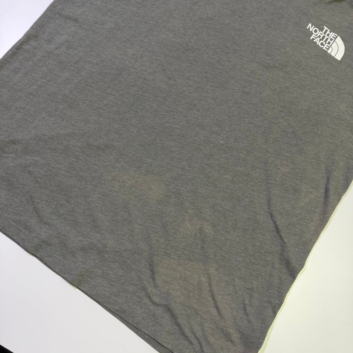 Playera The North Face Gris (L)