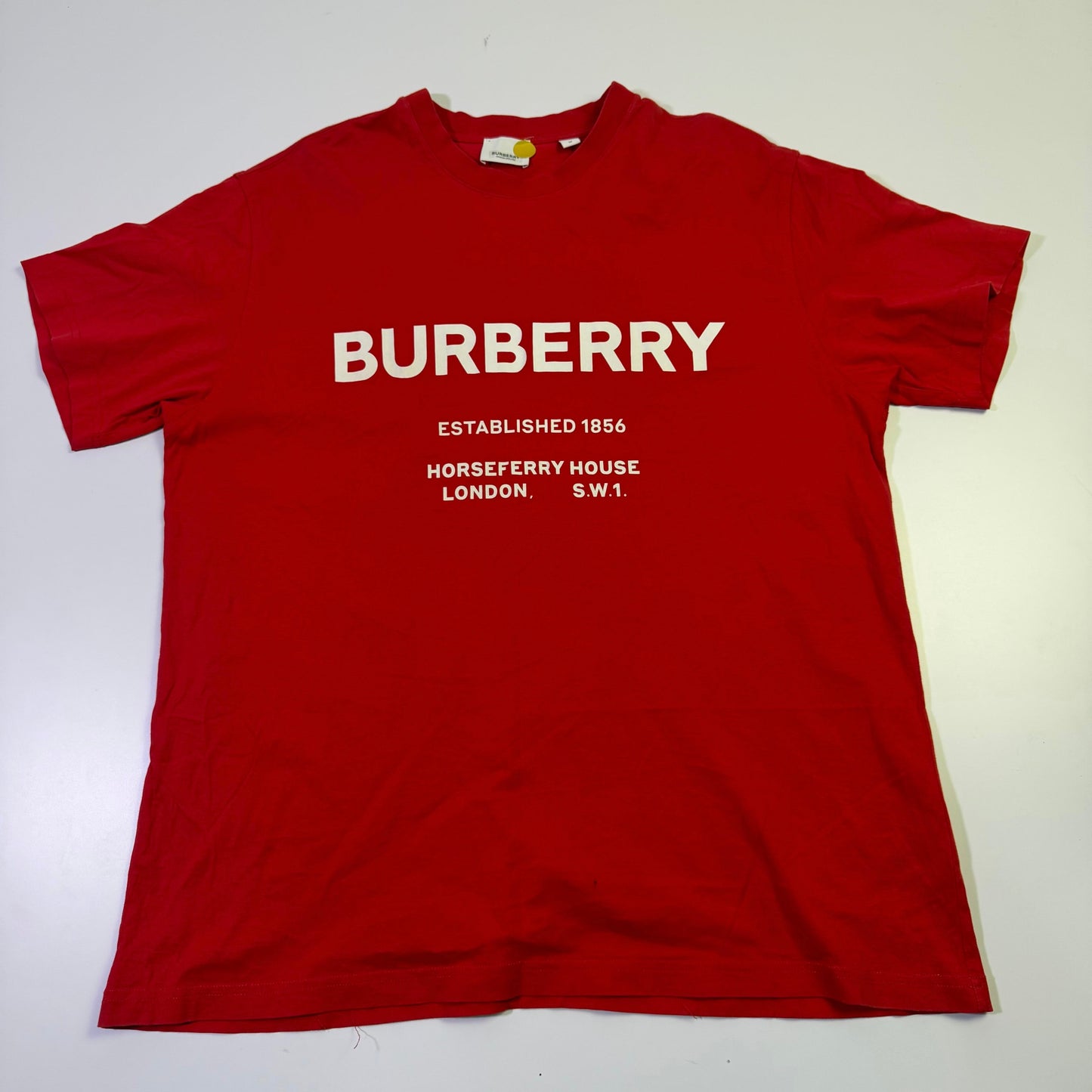 Playera Burberry Roja (M)