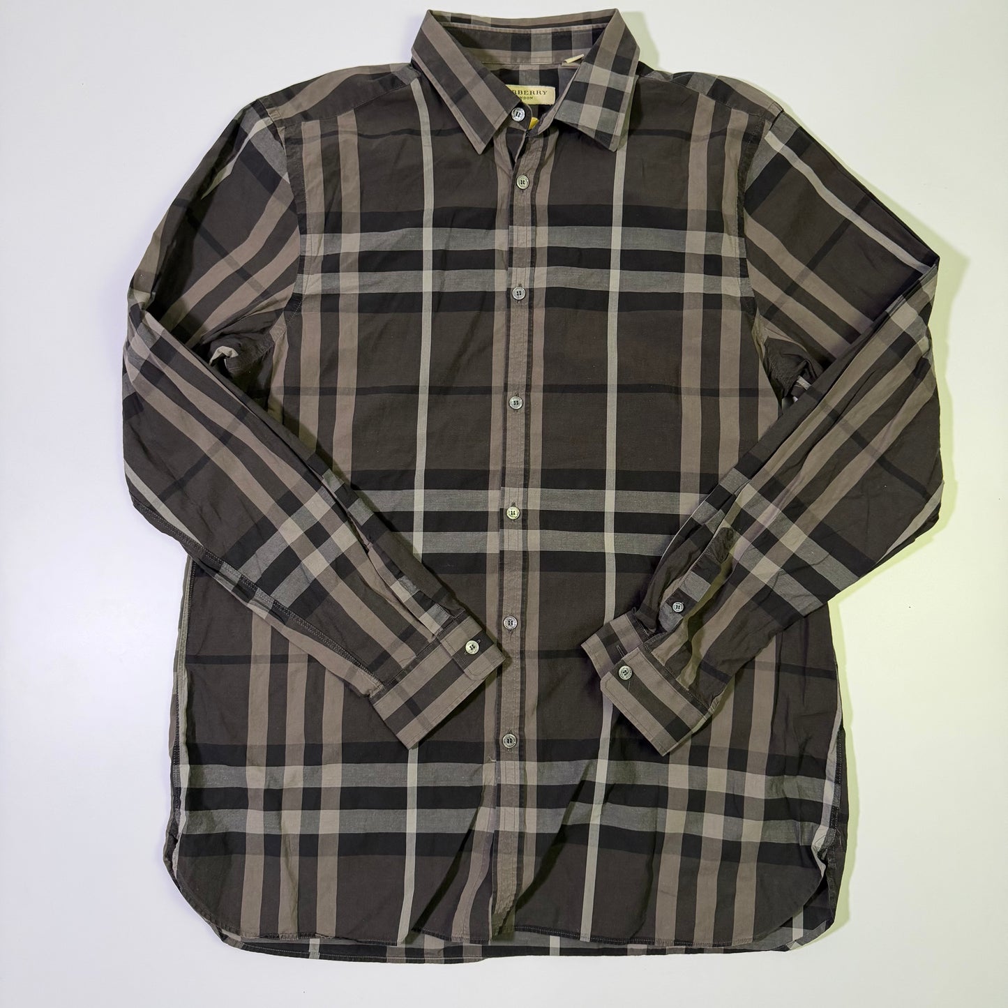 Camisa Burberry  Monograma Negra  (XL)