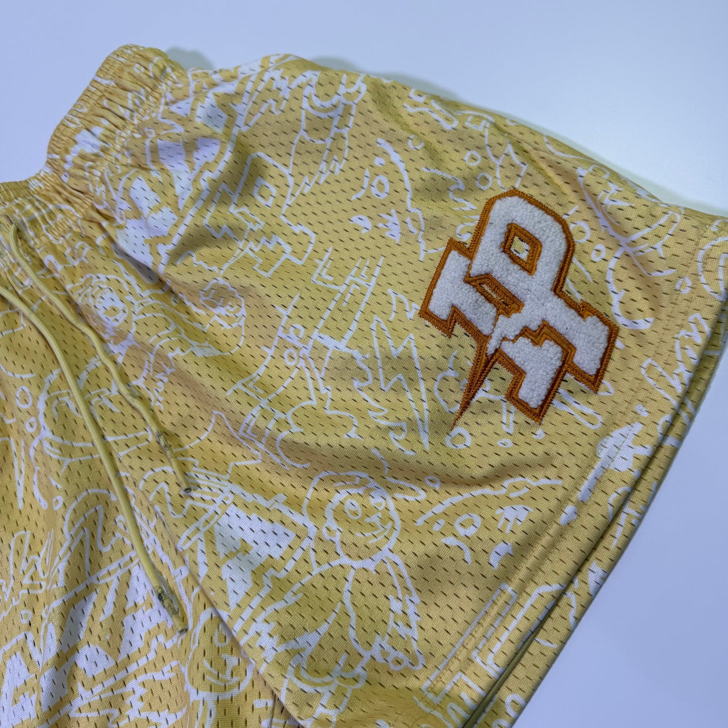 Shorts Inaka Power  amarillos (S)