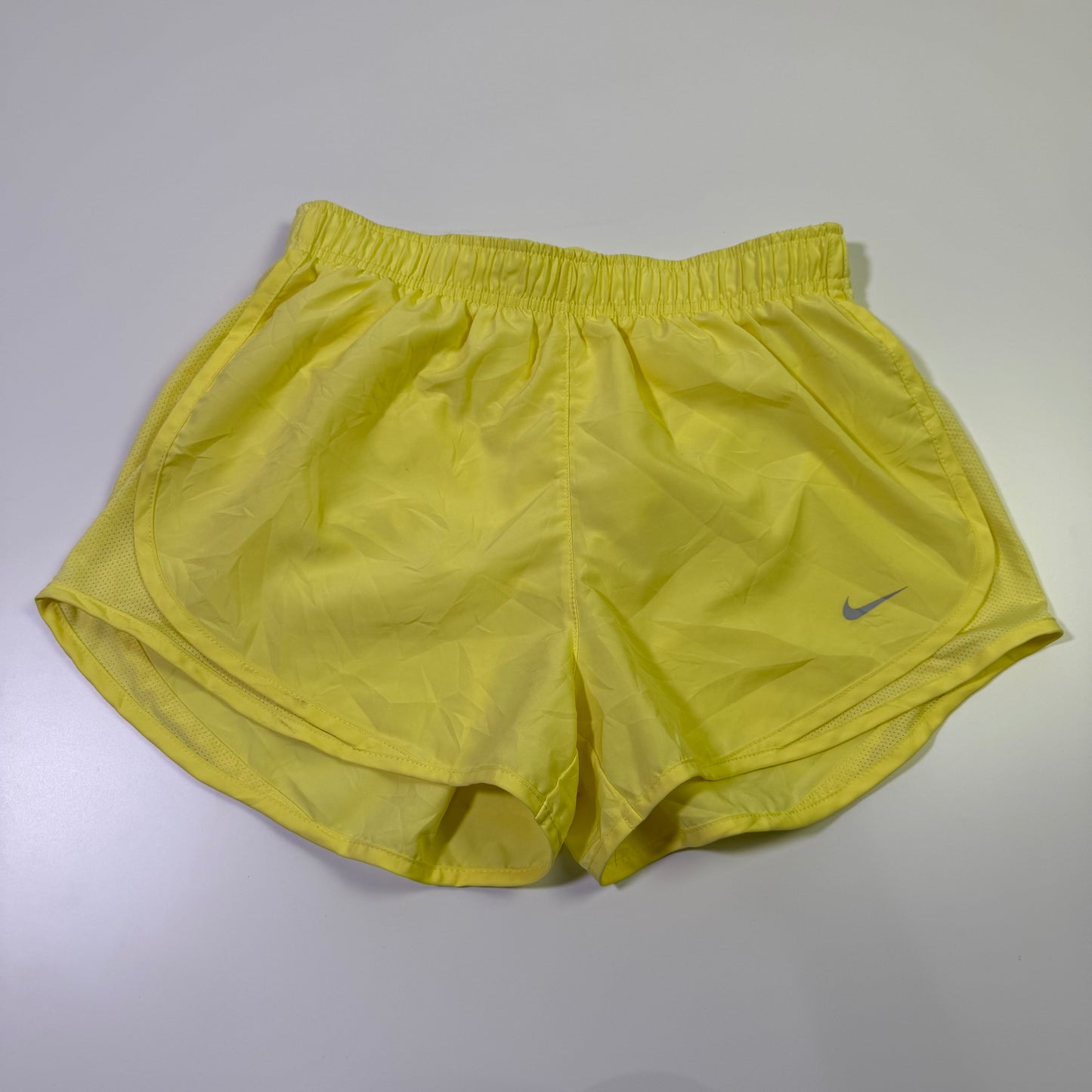 Short Nike  (M-MUJER)