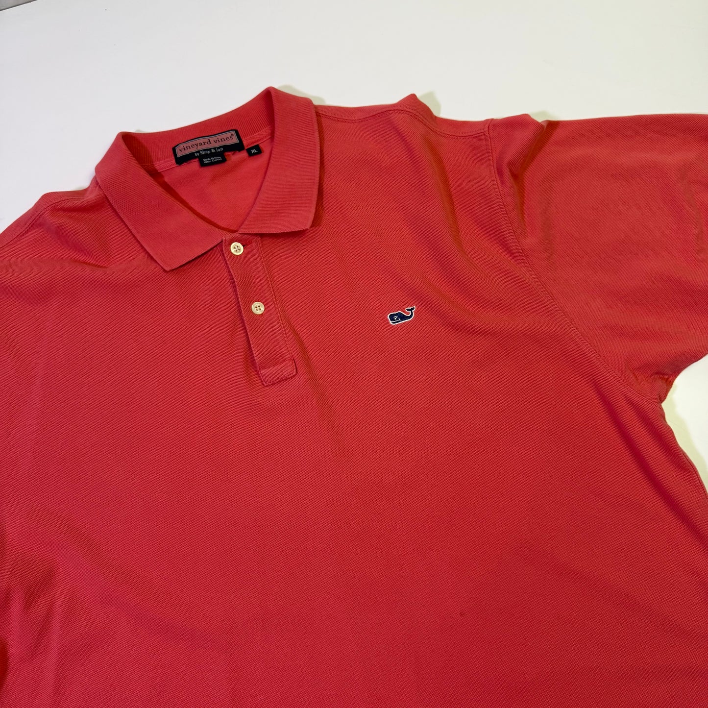 Polo Vineyard Vines Roja (XL)